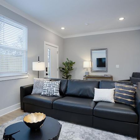Modern Townhome, 10Min To Downtown! 8Min To Grand Ole Opry! Sleeps 8! Nashville Luaran gambar